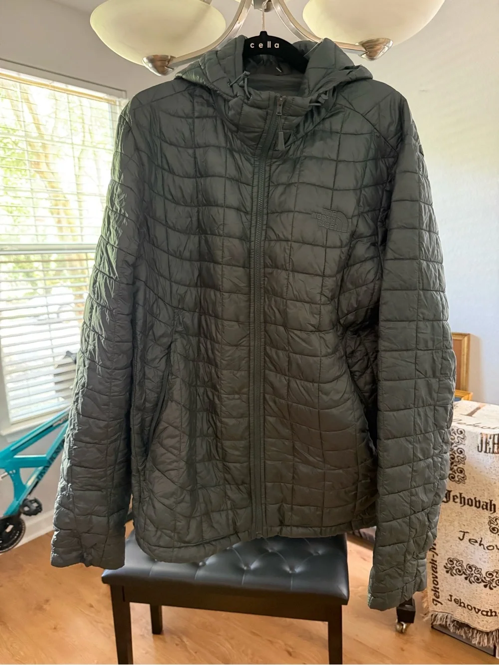 The North Face Women's Quilted Hooded Puffer Jacket - Olive